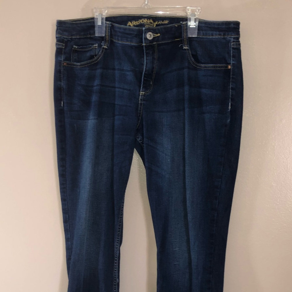 Arizona Denim Jeans (Short/Skinny). Size: 15